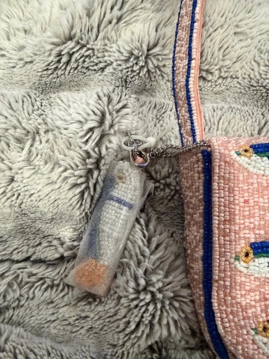 Beaded Fish Sardine purse  Bag in Pink with Blue & Orange Viral purse - Picture 2 of 5